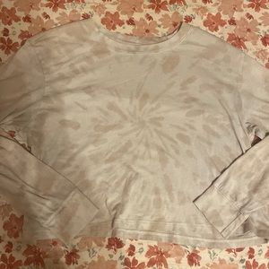 cropped tie dye long sleeve shirt